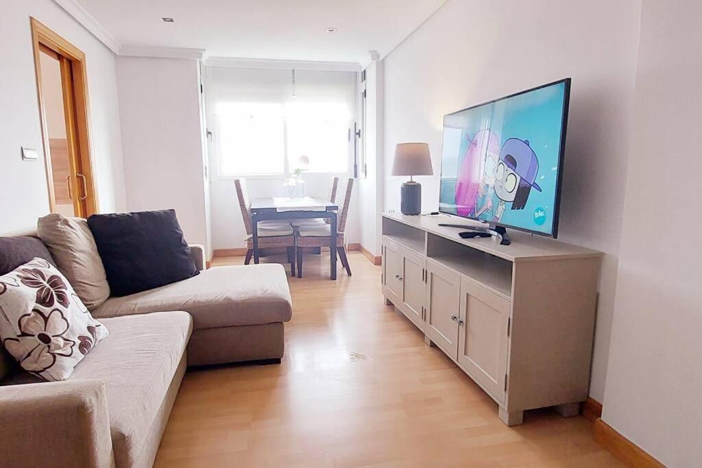 Acogedor Piso Cerca De La Playa Apartment Ceuta Luaran gambar