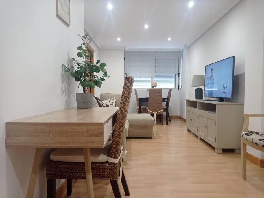 Acogedor Piso Cerca De La Playa Apartment Ceuta Luaran gambar